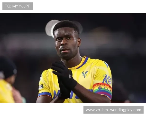 英超球员中的摇滚乐迷趣闻与场外生活揭秘 英超球员中的摇滚乐迷趣闻与场外生活揭秘